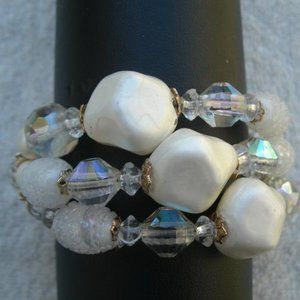 Vintage 50s 3-Strand White Bead Bracelet